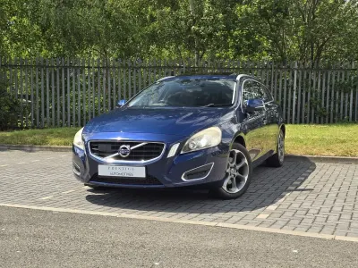 Used Volvo V60 Ocean Race 180 HP (132 kW) 2013 Blue Estate