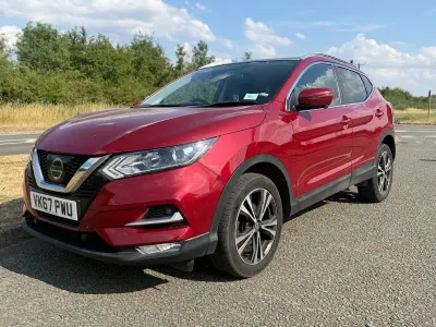 Used Nissan Qashqai N-Connecta 2017 Red SUV