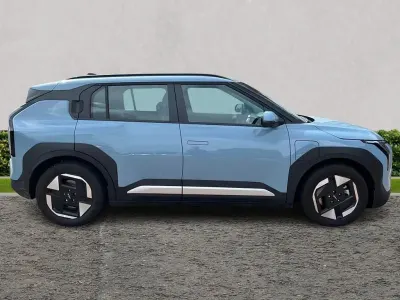 Used Kia EV3 Air 147 kW (201 HP) 2026 Blue SUV
