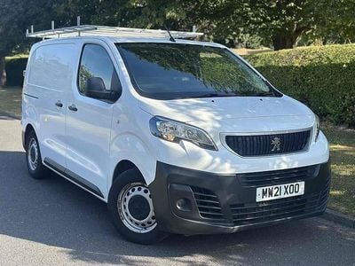 White Used 2021 Peugeot Expert Van | £7,990 (Fair price)
