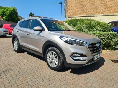 Used Hyundai Tucson Premium 116 HP (85 kW) 2017 White SUV