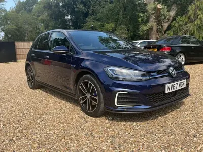 Used VW Golf VII GTE 204 HP (150 kW) 2020 Hatchback