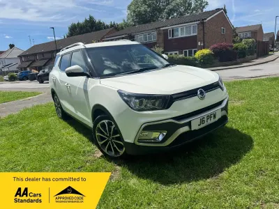Used SsangYong XLV 115 HP (84 kW) 2019 White SUV