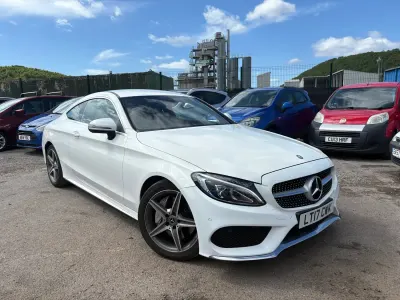 Begagnad Mercedes C250 AMG line 2017 Vit Sportkupé