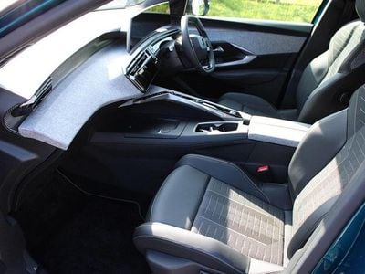 Used Peugeot 3008 GT 134 HP (98 kW) 2025 Blue SUV