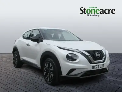 Używany Nissan Juke Acenta Premium 114 KM (83 kW) 2025 Biały SUV