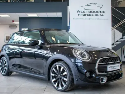 Used Mini Cooper S Exclusive 192 HP (141 kW) 2019 Black Hatchback