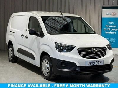White Used 2019 Vauxhall Combo Edition MPV | £8,750 (Fair price)