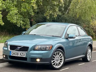 Usado Volvo C30 SE Lux 170 CV (125 kW) 2008 Azul Utilitario