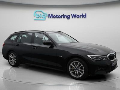 BMW 330e