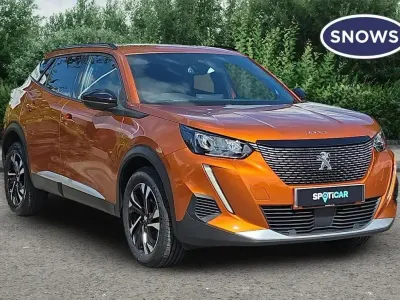 Used Peugeot 2008 Allure+ 101 HP (74 kW) 2023 Orange fusion SUV