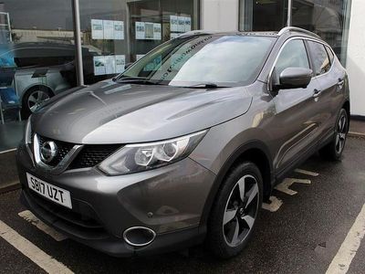 Used Nissan Qashqai N-Connecta 110 HP (80 kW) 2017 Grey SUV