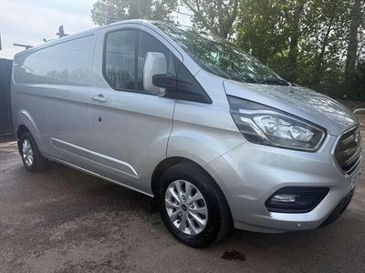 Second-hand Ford Transit Custom Limited 130 CP (95 kW) 2018 Argintiu Van