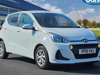 Used Hyundai i10 SE 88 HP (64 kW) 2019 White Hatchback