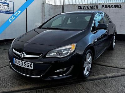 Used Vauxhall Astra SRi 165 HP (121 kW) 2013 Black Hatchback
