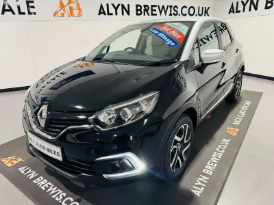Used Renault Captur Iconic 128 HP (94 kW) 2019 Black and silver SUV