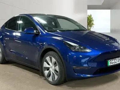 Used Tesla Model Y Long Range AWD 286 kW (389 HP) 2025 SUV