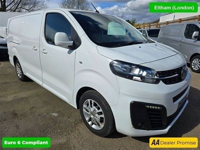 used Vauxhall Vivaro 1.5 L2H1 2900 SPORTIVE S/S 101 BHP IN WHITE WITH 35,000 MILES AND A FULL SERVICE HISTORY, 2 OWNER FR