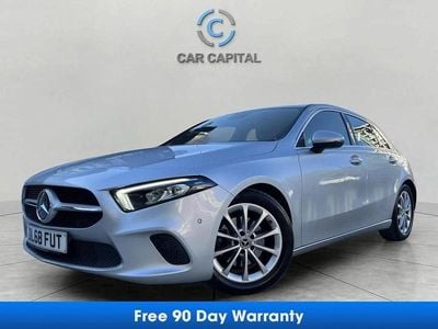 Begagnad Mercedes A200 Executive 163 HK (119 kW) 2019 Silver Halvkombi