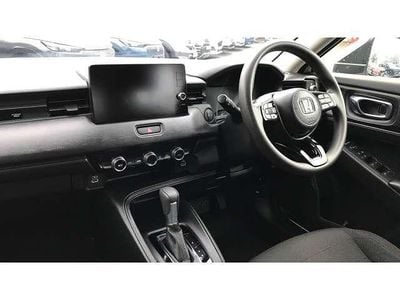 Used Honda HR-V Elegance 131 HP (96 kW) 2023 White SUV