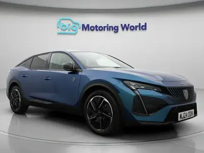 Second-hand Peugeot 408 GT 130 CP (95 kW) 2024 Albastru SUV
