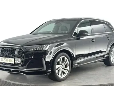 Used Audi Q7 S-Line 231 HP (169 kW) 2023 Black SUV