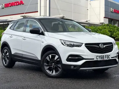 Used Vauxhall Grandland X Sport 2019 White SUV