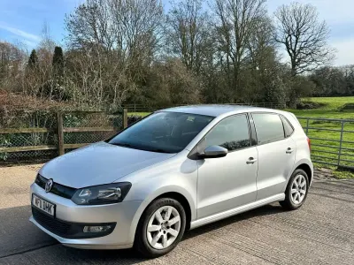 Used VW Polo 75 HP (55 kW) 2011 Silver Hatchback