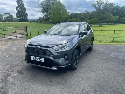 Used Toyota RAV4 Hybrid 222 HP (163 kW) 2019 Grey/black SUV