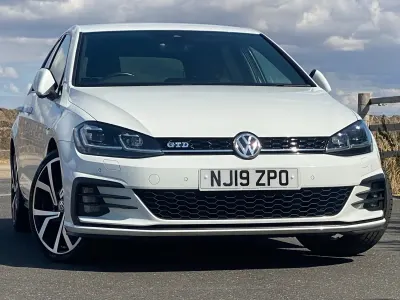 Used VW Golf VII GTD 184 HP (135 kW) 2019 Pure white Hatchback