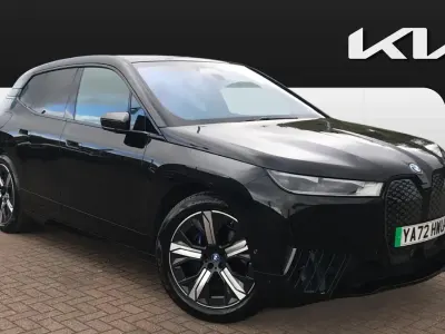 Usado BMW iX M Sport 239 kW (326 HP) 2023 Preto SUV