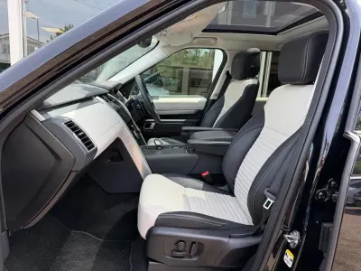 Used Land Rover Discovery SE Dynamic 2024 Black SUV