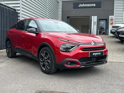 Used Citroën e-C4 Shine 100 kW (136 HP) 2022 Red Hatchback