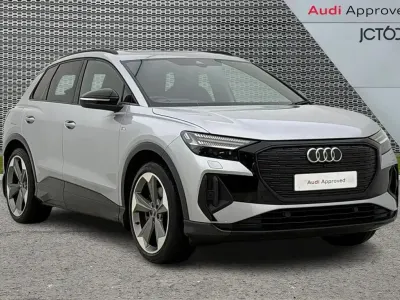 Used Audi Q4 e-tron Advanced 150 kW (204 HP) 2022 Silver SUV