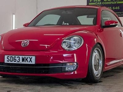 Used VW Beetle Design 2014 Red Hatchback