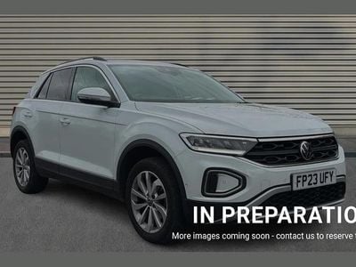 Used VW T-Roc Life 150 HP (110 kW) 2023 White SUV