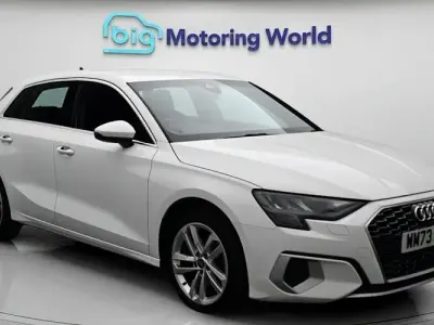 Used Audi A3 Sportback e-tron Sport 204 HP (150 kW) 2024 White Hatchback