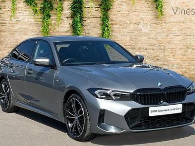 Begagnad BMW 330e M Sport 288 HK (211 kW) 2024 Grå