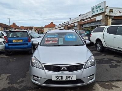 Silver Used 2011 Kia Ceed Hatchback | £3,195