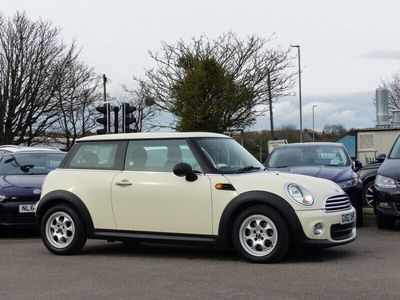 used Mini ONE Hatch 1.6Sport Chili 3dr + TWIN SUNROOF / HALF LEATHER / CLIMATE / DAB ++ Hatchback