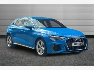 Used Audi A3 e-tron S-Line 200 HP (147 kW) 2021 Blue Hatchback