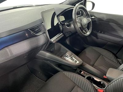 Used Renault Symbioz Iconic Esprit Alpine 141 HP (103 kW) 2025 Blue  SUV