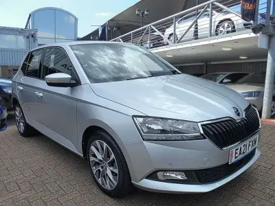 Used Skoda Fabia SE Drive 94 HP (69 kW) 2021 Brilliant silver metallic Hatchback