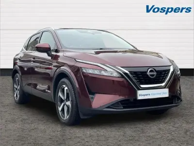Used Nissan Qashqai N-Connecta 190 HP (139 kW) 2023 Red SUV