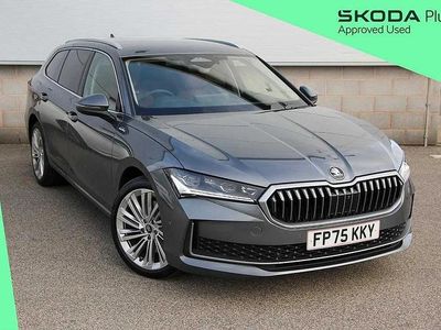 Usado Skoda Superb LAURIN & KLEMENT 190 CV (139 kW) 2025 Gris Familiar