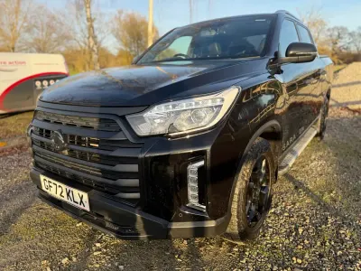 Usado SsangYong Musso 187 HP (137 kW) 2022 Preto Pickup
