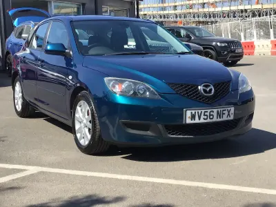 Used Mazda 3 103 HP (75 kW) 2006 Blue Hatchback