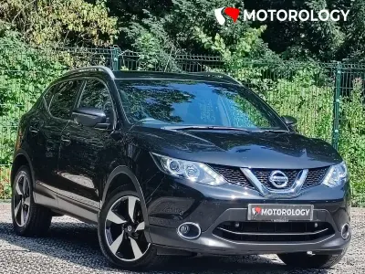 Used Nissan Qashqai N-Vision 115 HP (84 kW) 2017 Black SUV