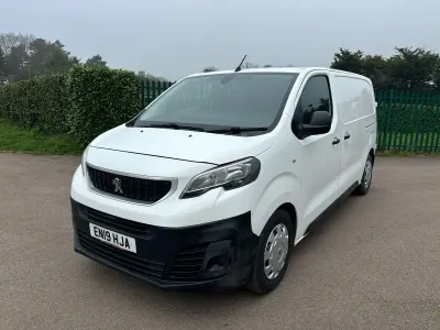 Käytetty Peugeot Expert 2019 Valkoinen Van