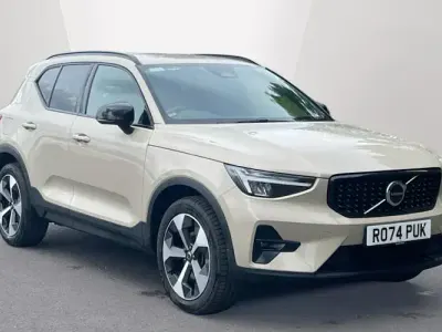 Usado Volvo XC40 Plus 163 CV (119 kW) 2026 SUV